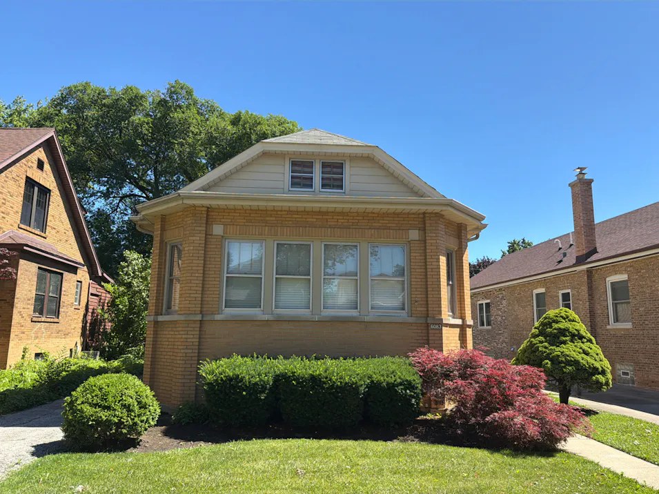 6083 N. Newburg Ave. Chicago, IL 60631, Cook County