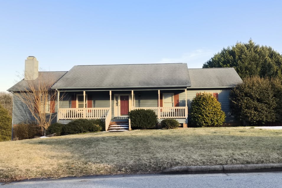 2512 Calumet Court High Point, NC 27265, Guilford County