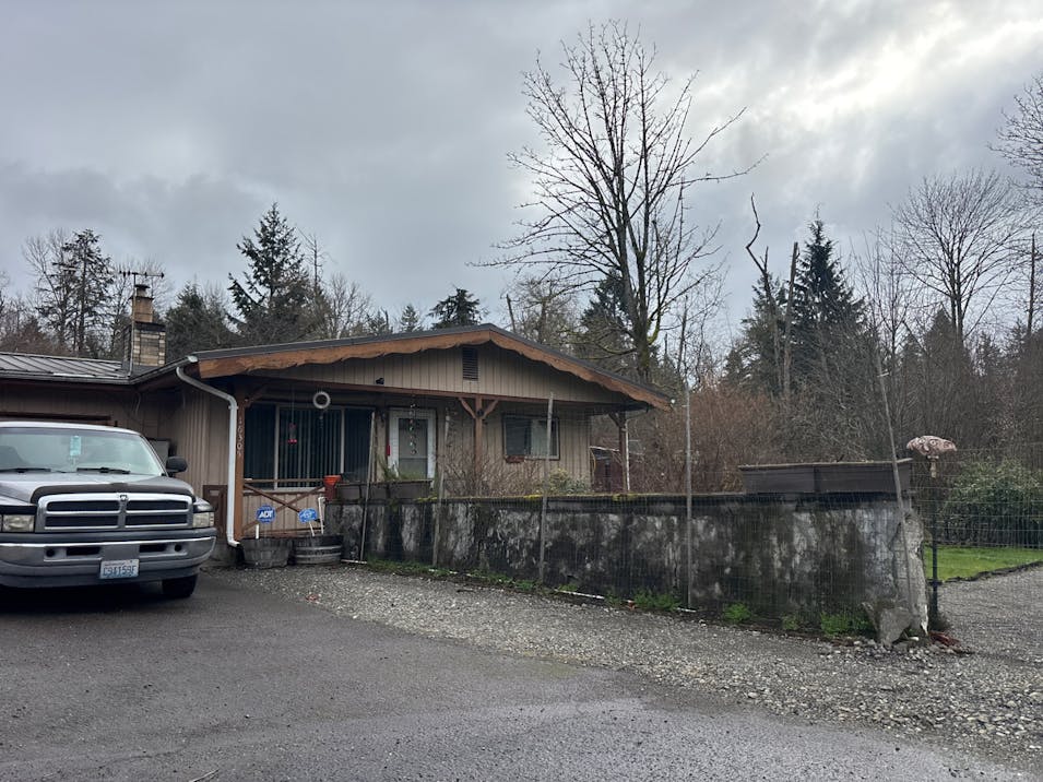 16305 SE Petrovitsky Rd Renton, WA 98058, King County