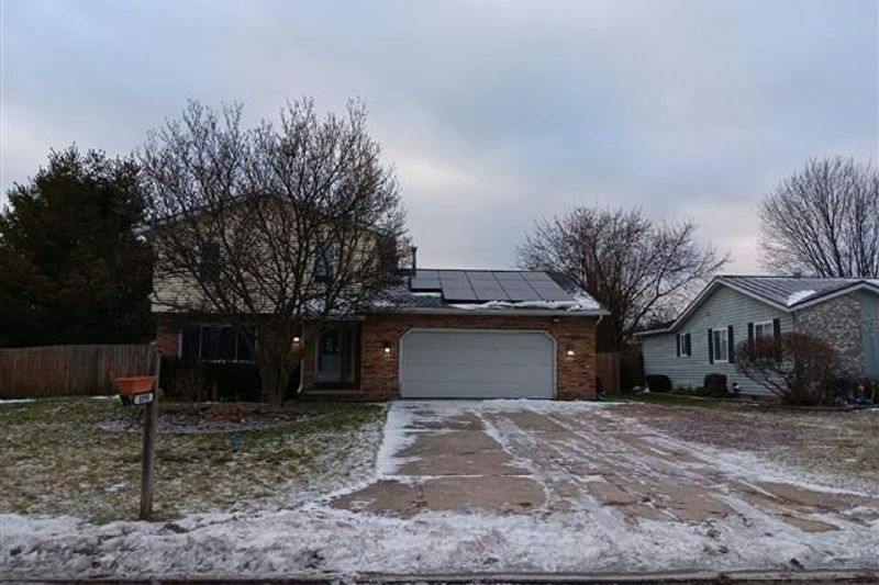 Frost Dr, Saginaw, MI 48638