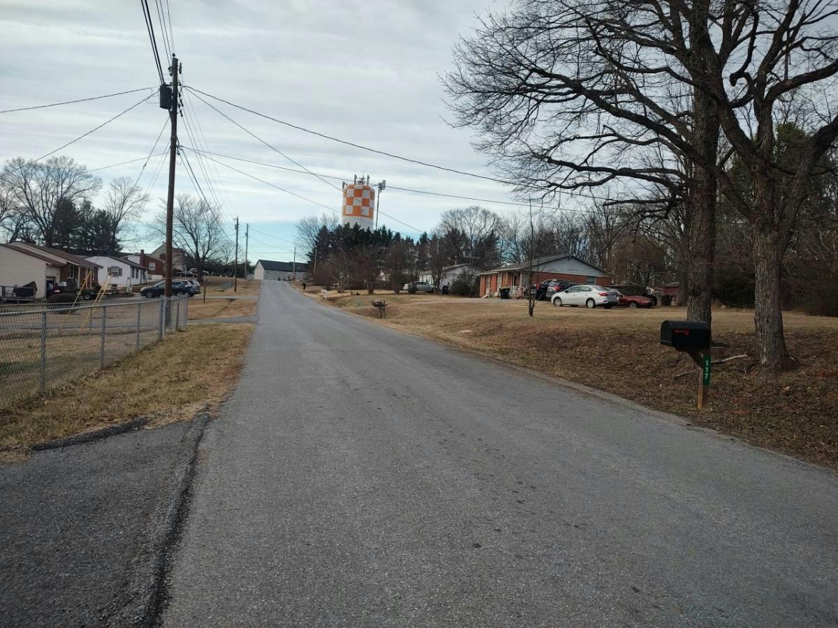 Briar Cliff Cir, Lynchburg, VA 24502