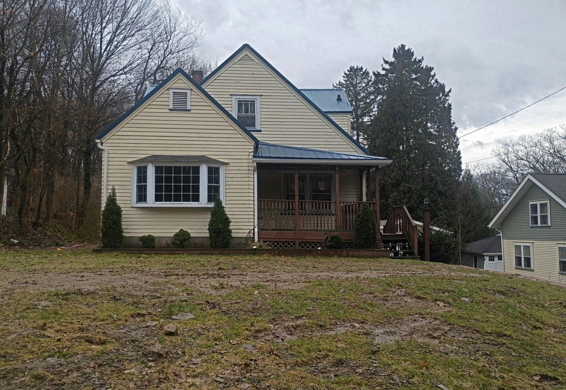 Williamson Rd, Meadville, PA 16335