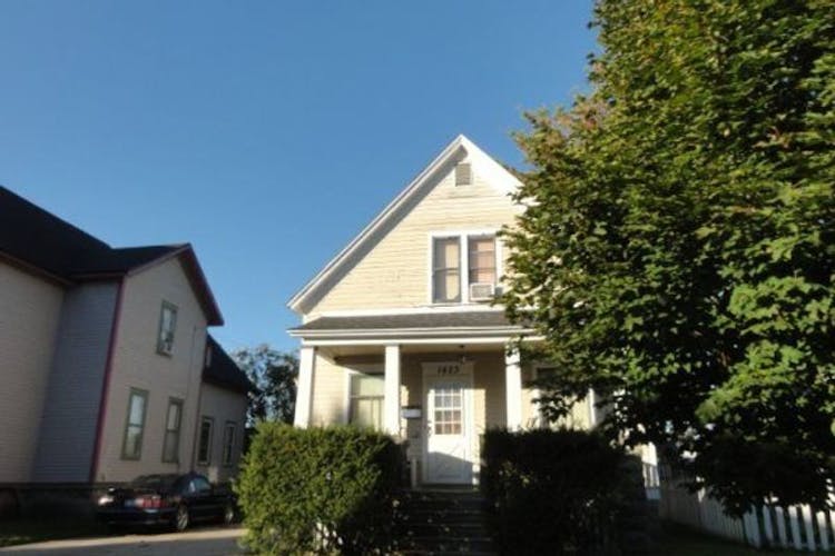 1423 Pleasant Pl Port Huron, MI 48060, St. Clair County