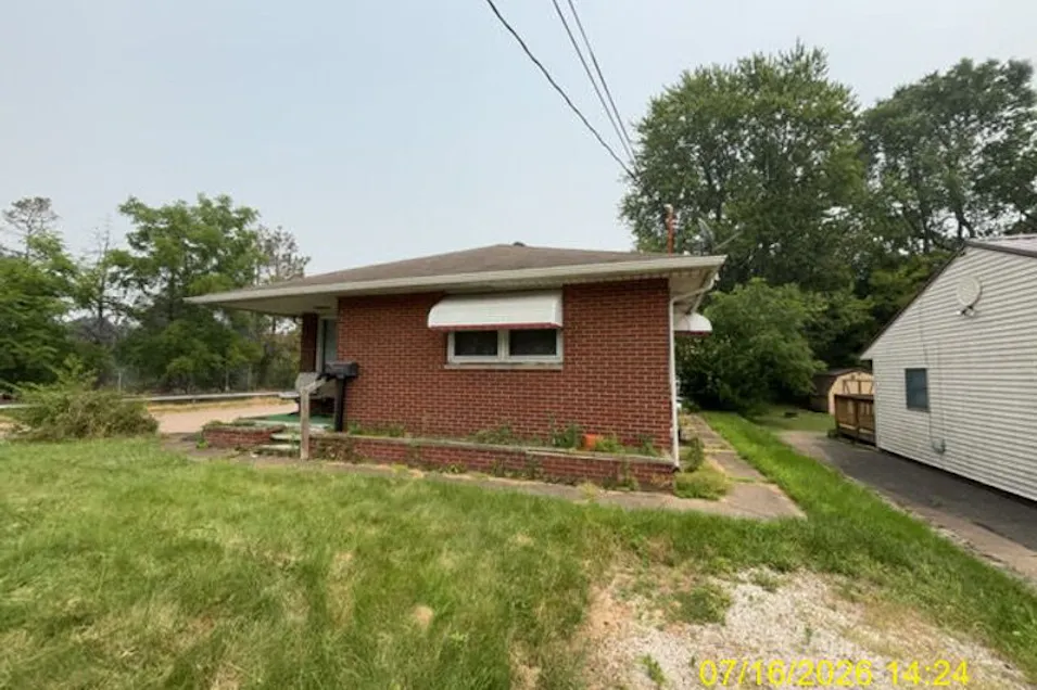 2643 Conrad Ave Akron, OH 44314, Summit County