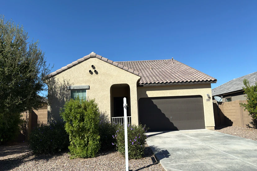 2396 E San Miguel Dr