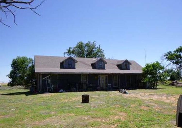 1437 S Rr 4 #b Portales, NM 88130, Roosevelt County