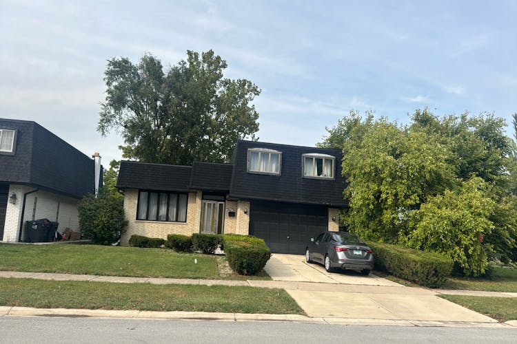 58 East 164th Street South Holland, IL 60473, Cook County