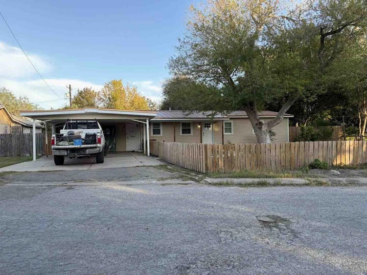 314 Peyton Avenue Alice, TX 78332, Jim Wells County