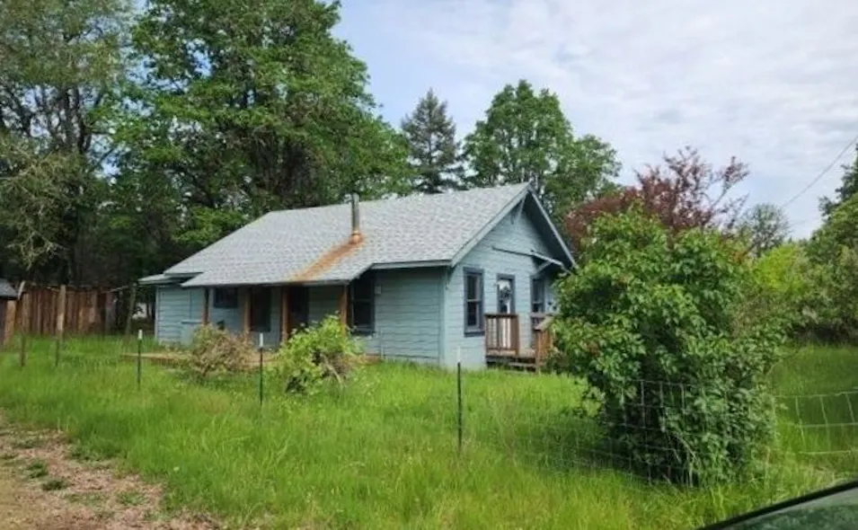 87624 Territorial Hwy Veneta, OR 97487, Lane County