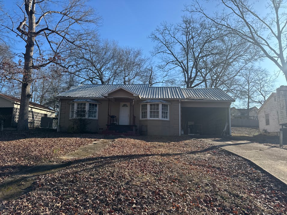 1607 Gamble Avenue Jasper, AL 35501, Walker County