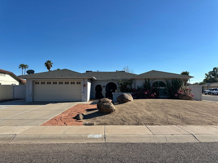 7433 W Jenan Dr Peoria, AZ 85345, Maricopa County