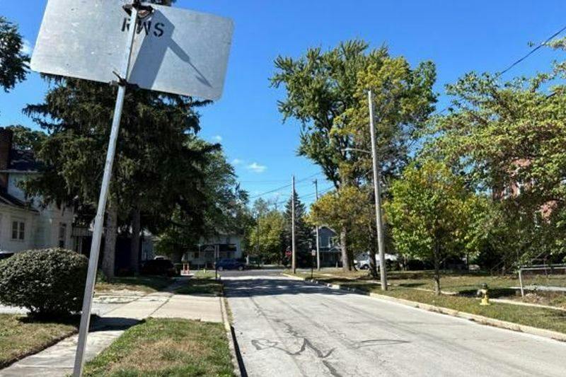 Palmer Ave, Bowling Green, OH 43402