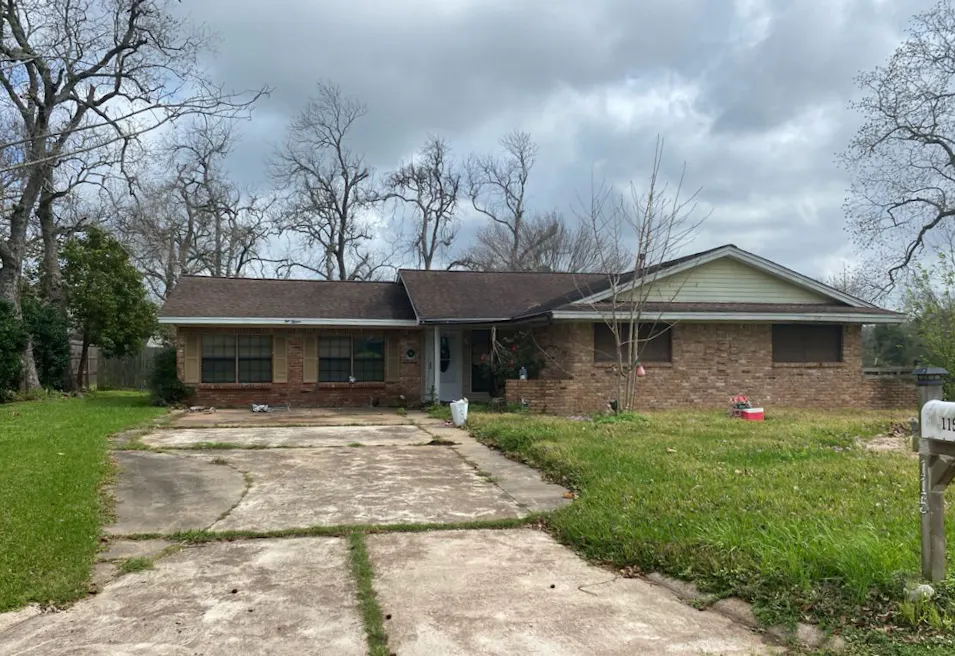 115 Glenwood St Lake Jackson, TX 77566, Brazoria County