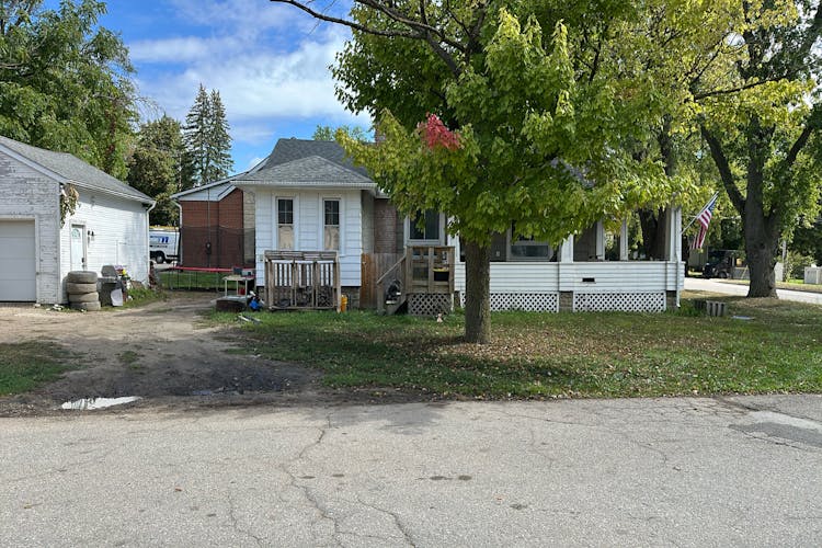 505 E Flint St Lake Orion, MI 48362-3209, Oakland County