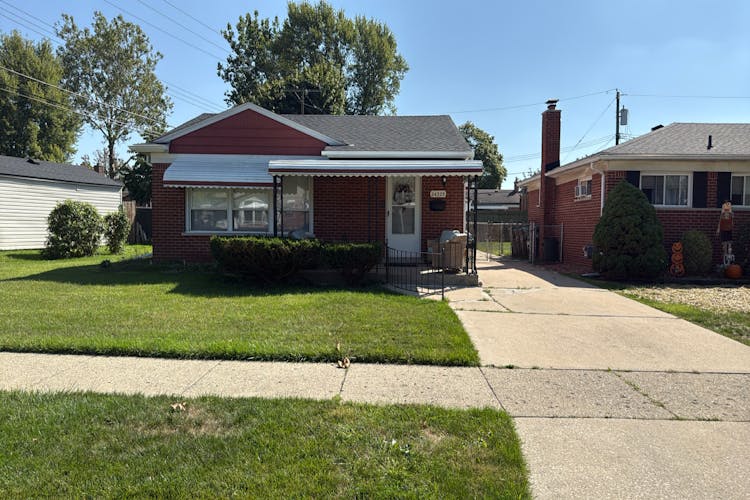 24325 Munson St Taylor, MI 48180, Wayne County