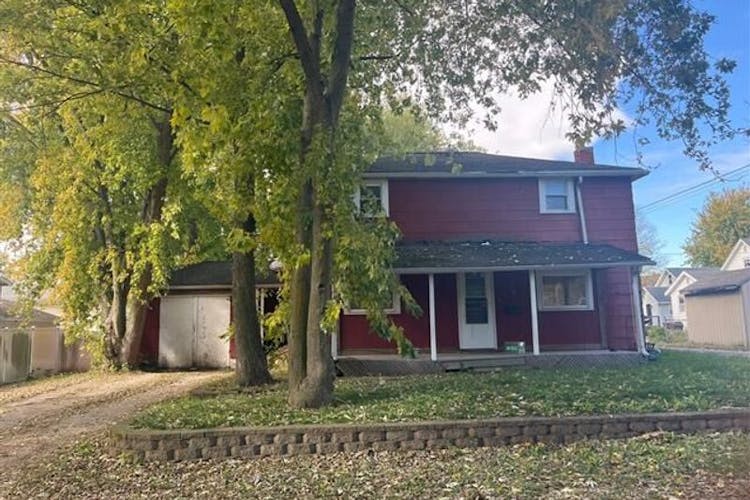 404 N West St Le Roy, IL 61752, Mc Lean County