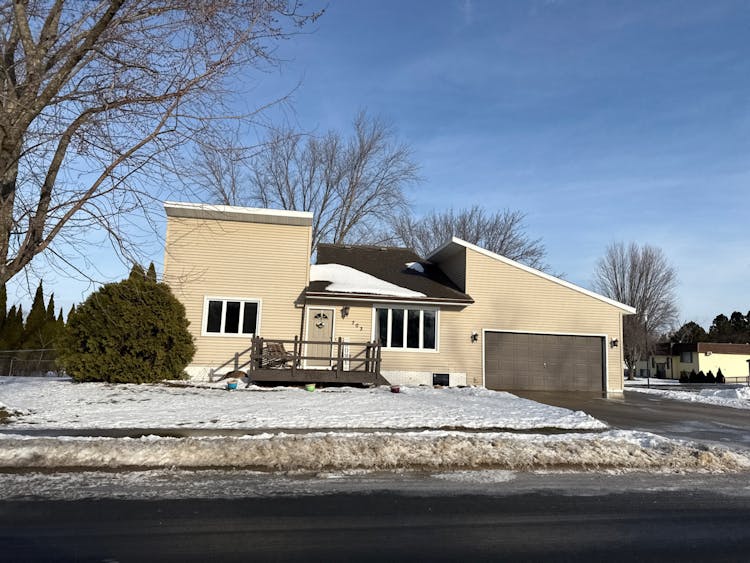 703 6th Street NE Stewartville, MN 55976, Olmsted County