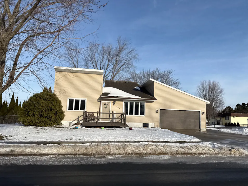 703 6th Street NE Stewartville, MN 55976, Olmsted County