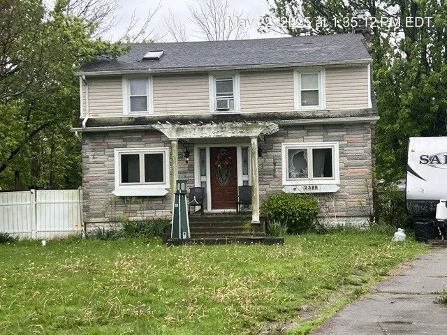 Lake Rd, Ransomville, NY 14131