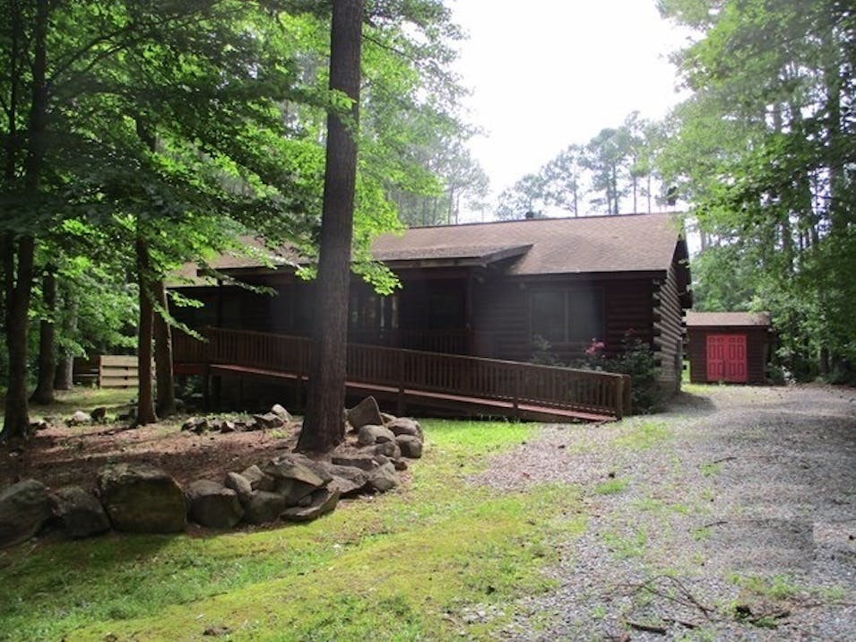 202 Waterside Dr Henrico, NC 27842, Northampton County