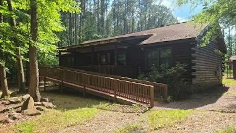 202 Waterside Dr Henrico, NC 27842, Northampton County
