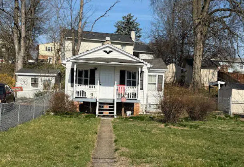 207 Avon Road Hagerstown, MD 21740, Washington County