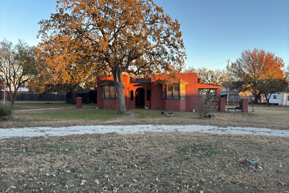 817 Tanglewood Dr Clyde, TX 79510, Callahan County