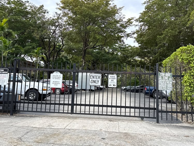 8500 SW 109 Avenue Miami, FL 33173, Miami-Dade County