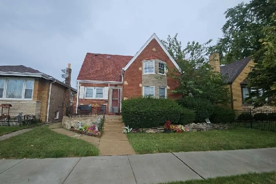 6206 West Barry Avenue Chicago, IL 60634, Cook County