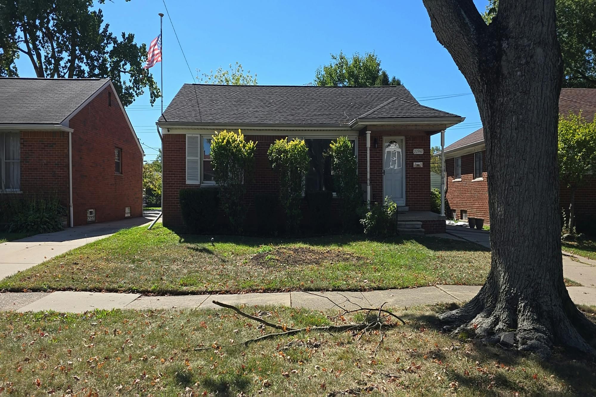 Clairwood St, Saint Clair Shores, MI 48080