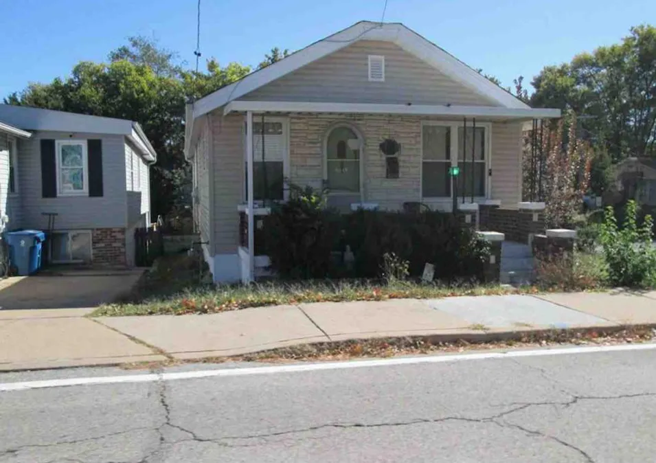 8214 Mathilda Ave Saint Louis, MO 63123, St Louis County