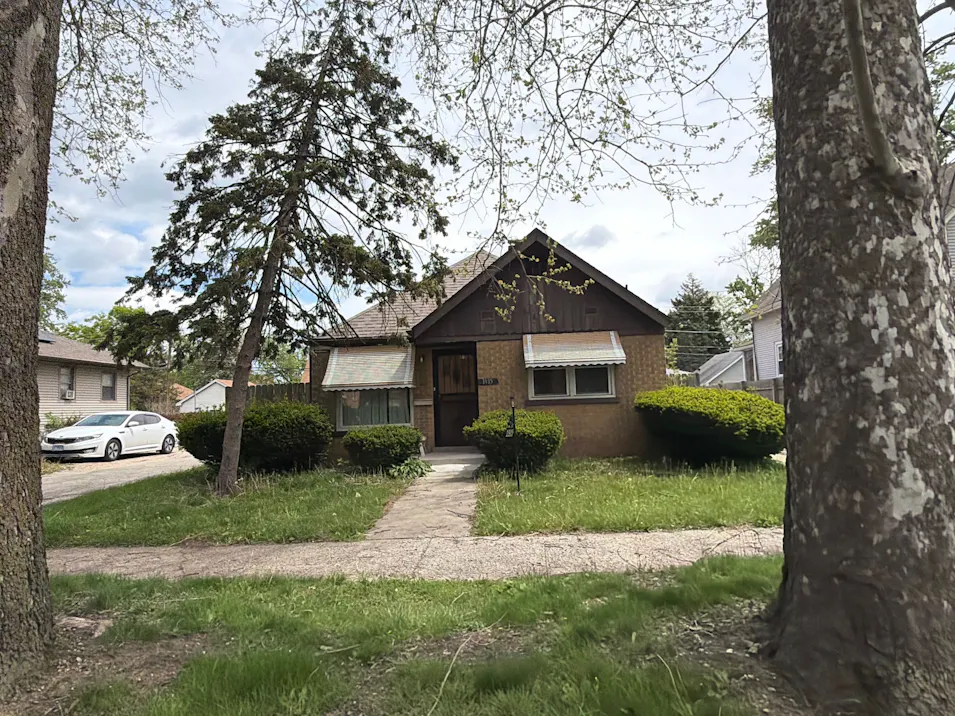1915 South 20th Avenue Maywood, IL 60153, Cook County