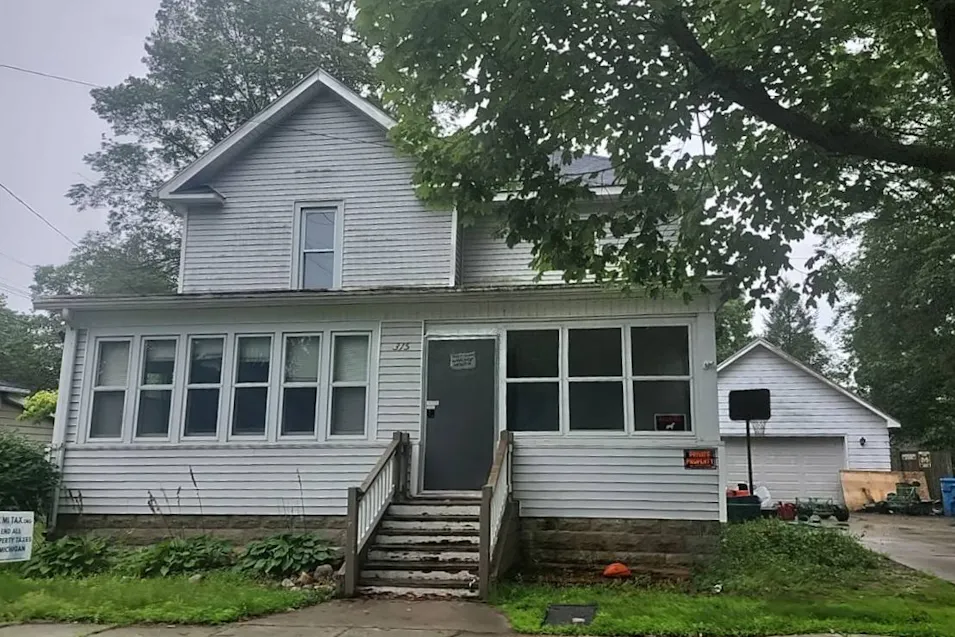315 West Burr Oak St Centreville, MI 49032, St. Joseph County