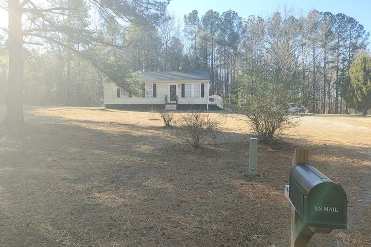 8921 Rocky Run Ln Amelia Court House, VA 23002, Amelia County