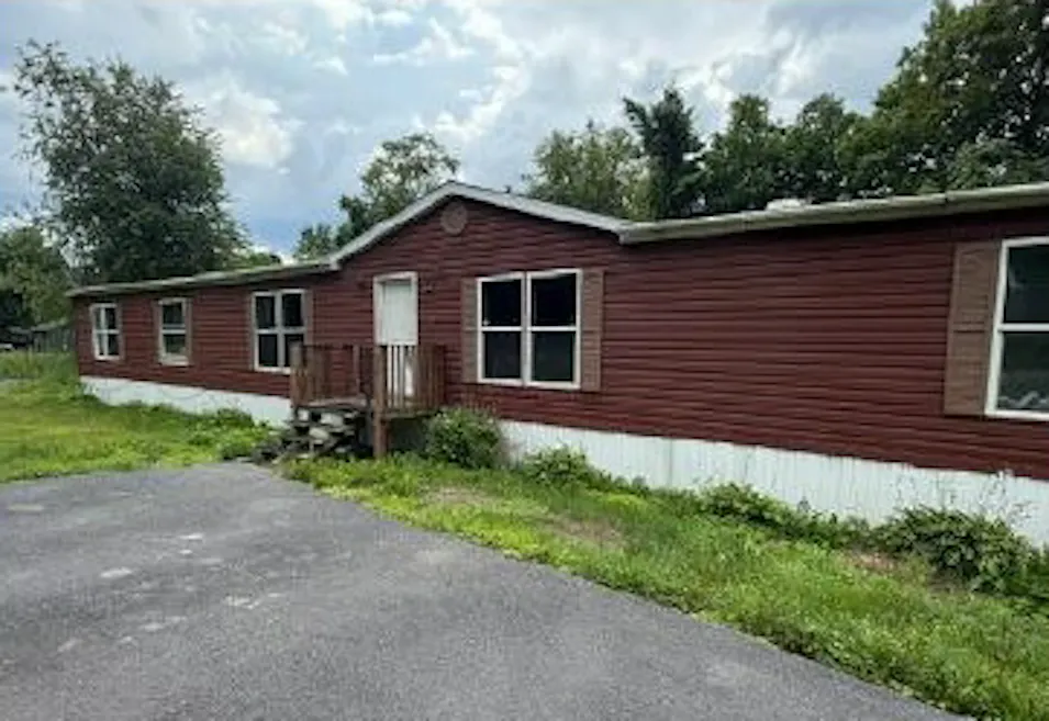659 Salmon River Rd Plattsburgh, NY 12901, Clinton County
