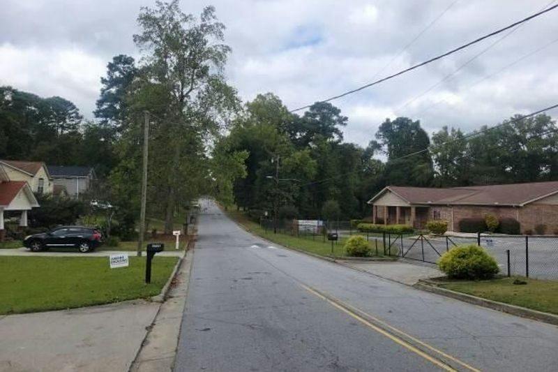 Adamsville Dr, Atlanta, GA 30331