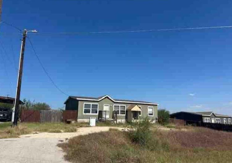 393 Duchess Pass Kyle, TX 78640, Hays County