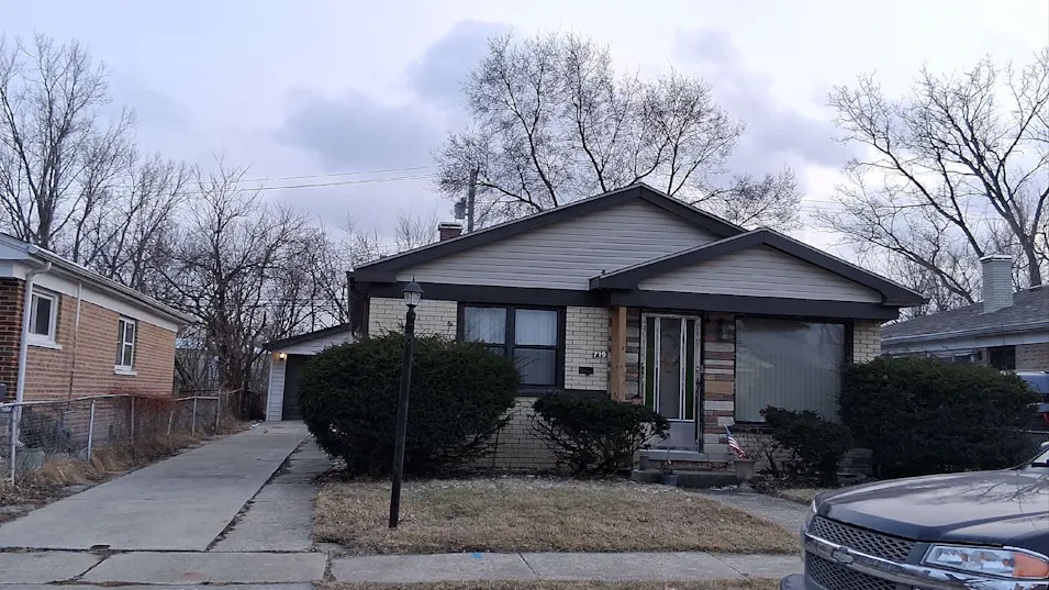 719 155th Court Phoenix, IL 60426, Cook County