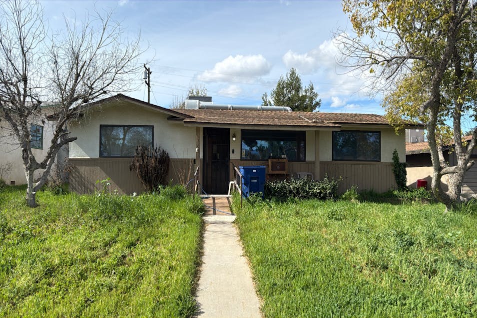 3016 Idaho Street Bakersfield, CA 93305, Kern County