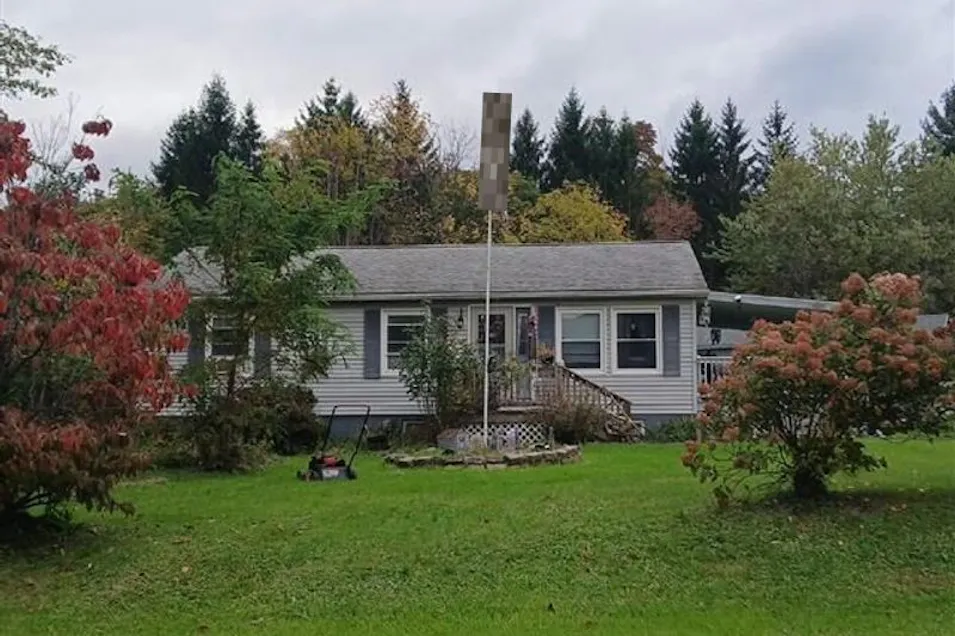 814 Prospect Avenue, Lock Haven, Pa 17745 Aka 814 Prospect Avenue Avis, PA 17721, Clinton County