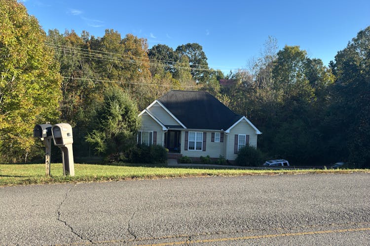 1371 Cowan Road Dickson, TN 37055, Dickson County