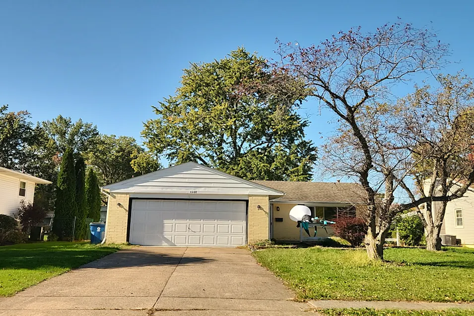 4248 Miami Ave Lorain, OH 44053, Lorain County