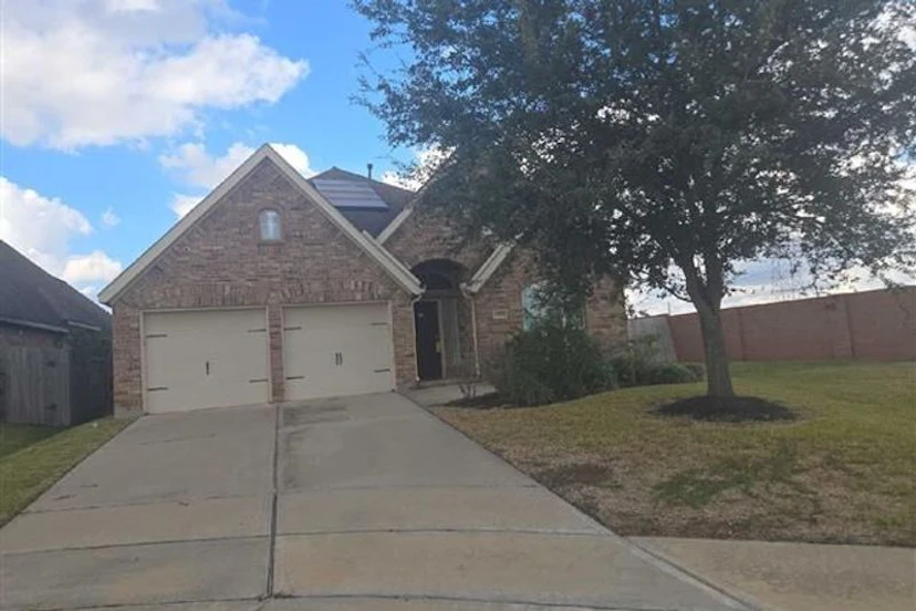 13801 Crystal Harbor Lane