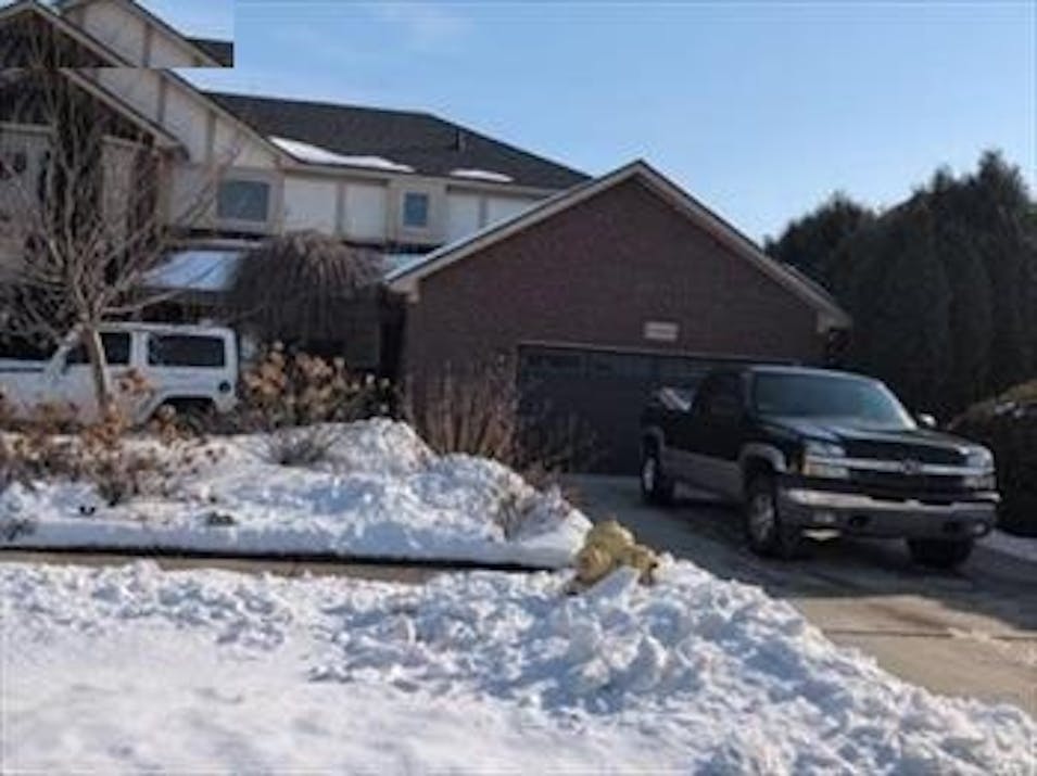 54680 Chickasaw Dr Macomb, MI 48042, Macomb County