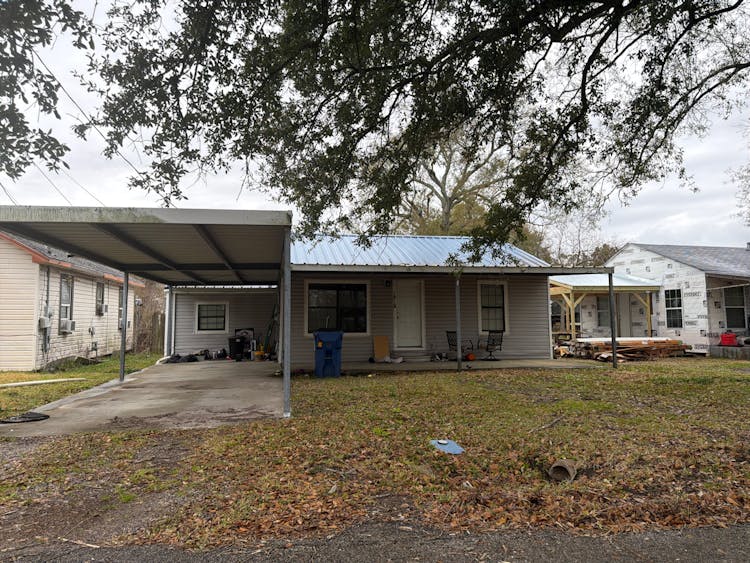 1814 Crockett St West Orange, TX 77630, Orange County