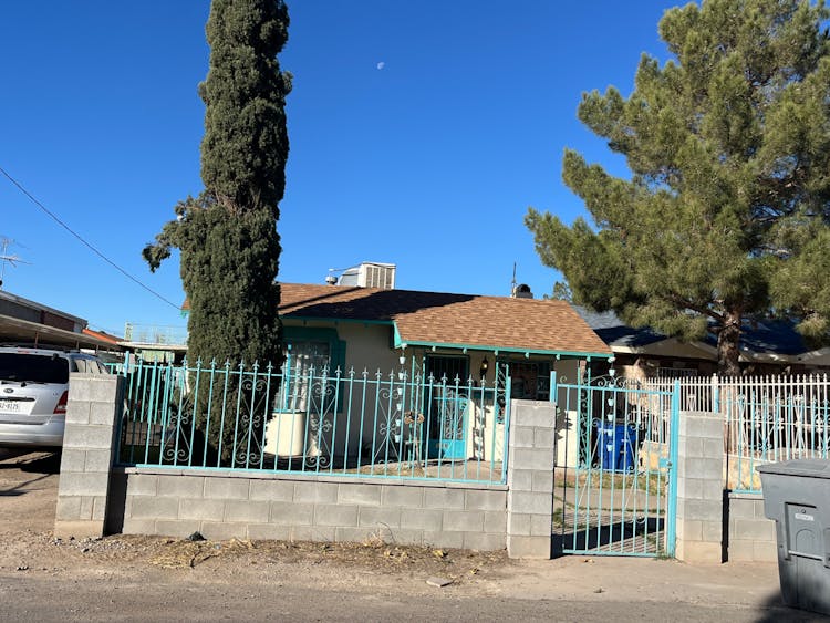 175 N Awbrey Street El Paso, TX 79905, El Paso County