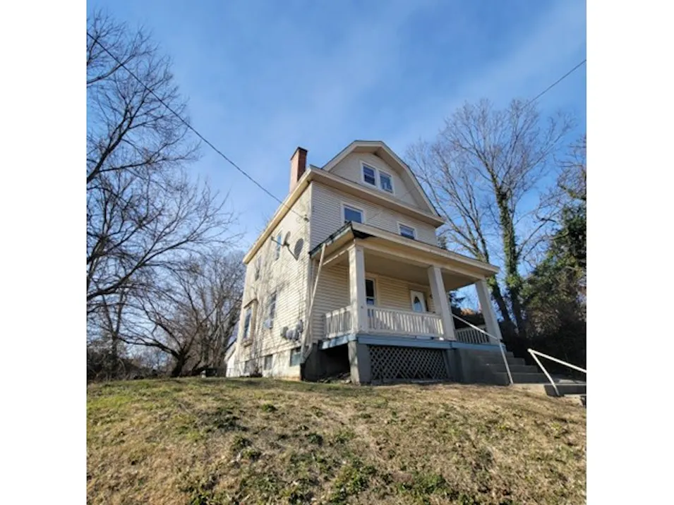 3235 Wold Ave Cincinnati, OH 45207, Hamilton County