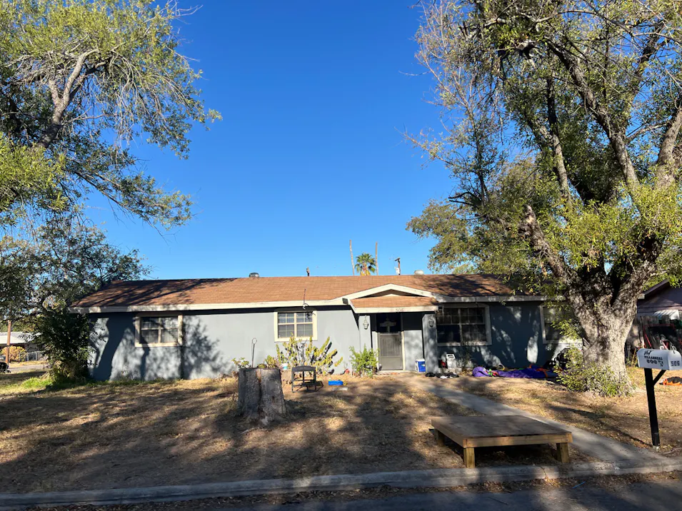 506 S 11th St Carrizo Springs, TX 78834, Dimmit County