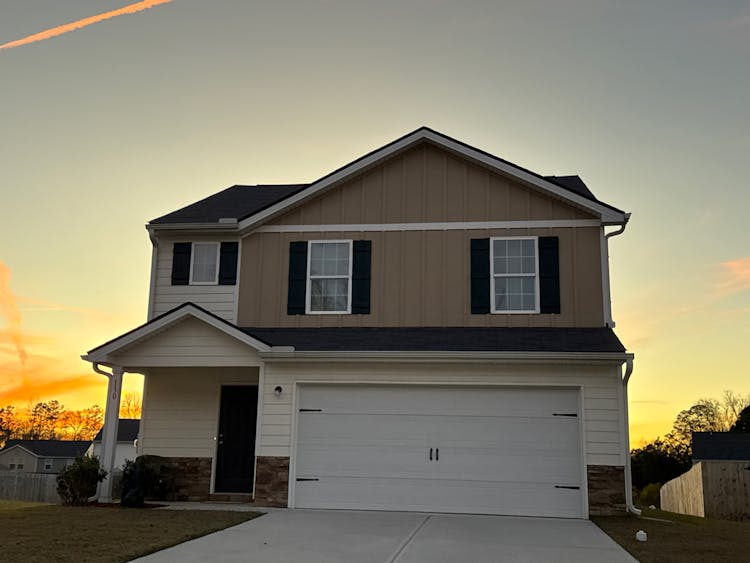 130 Catalpa Road Milner, GA 30257, Lamar County