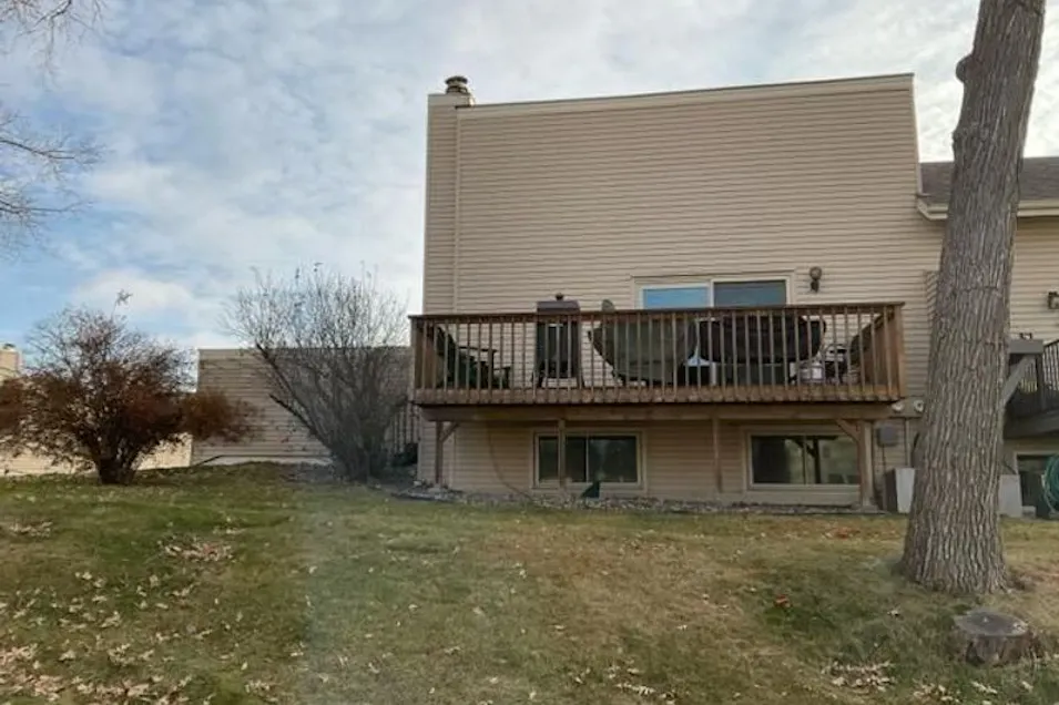 5616 N Innsbruck Ct Fridley, MN 55432, Anoka County